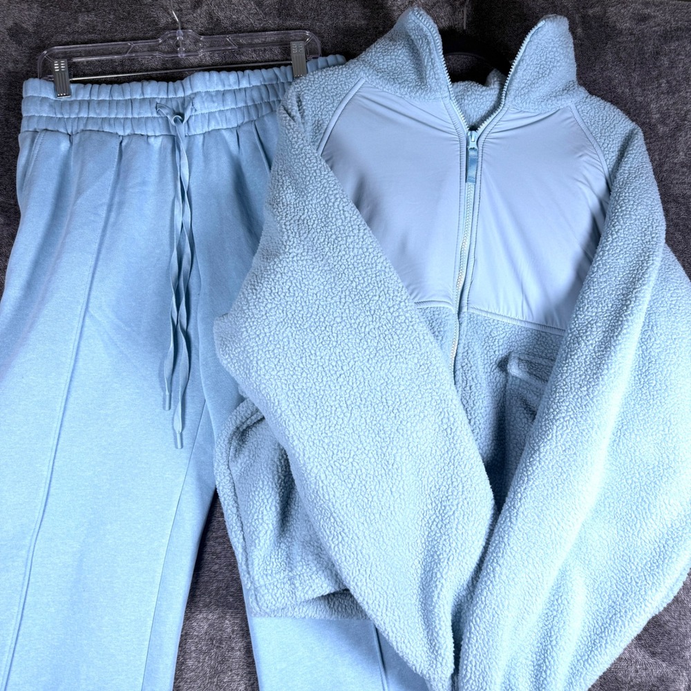 Blogilates Cloud Fleece Full Zip Jacket and Sweatpants Set Light Blue Medium